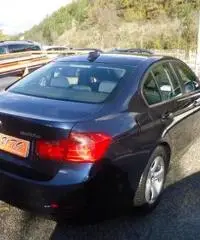 BMW 320 d Efficient Dynamics - 6