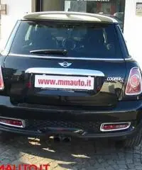 MINI Mini Mini 1.6 16V Cooper S( NAVIG-AUTOMATIK- PELLE-)!!! - 2