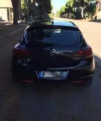 Opel Astra 5 porte - 4