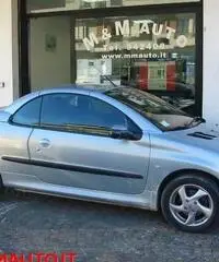 PEUGEOT 206 1.6 16V CC   CLIMA!!!!