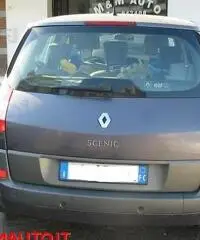 RENAULT Scenic 1.9 dCi Luxe Dynamique - 5