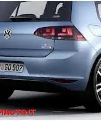 VOLKSWAGEN Golf    Nuova Golf VII 1.6 Tdi 105cv 5P BM Tech.  KM 0