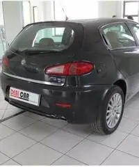 ALFA ROMEO 147 1.9 JTD 5 porte Distinctive - 7