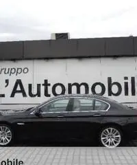 BMW 530 d Futura Serie 5 (F10/F11) - 3