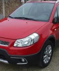 FIAT Sedici 2.0 MJT 16V DPF 4x4 Emotion