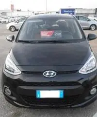 HYUNDAI i10 1.0 LOGIN NERO