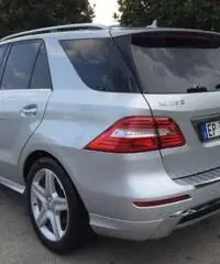 Mercedes-Benz ML 250 BlueTEC 4Matic Premium AMG - 5