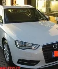 AUDI A3 SPB 1.6 TDI clean diesel Attraction KMO!!!!! - 2