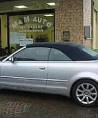 AUDI A4 2,5 TDI V6 163CV  CABRIO  !!!!!!