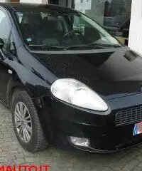 FIAT Grande Punto 1.4 Starjet 16V 5 porte Emotion - 3