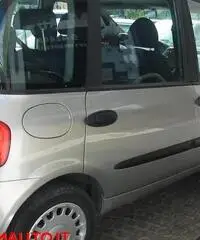 FIAT Multipla 1.6 16V Natural Power Active - 3