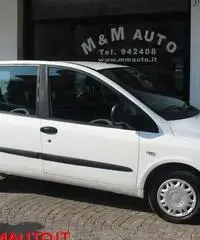 FIAT Multipla 1.6 16V Natural Power Dynamic