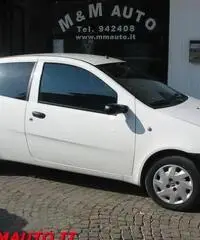 FIAT Punto 1,9 JTD VAN 2POSTI (CLIMA)!!!!