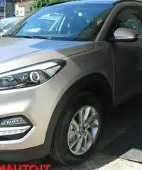 HYUNDAI Tucson 1.7 CRDi XPossible  TETTO APRIBILE!!! - 3