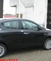 LANCIA Ypsilon 0.9 Twinair 85 CV 5 porte Metano Ecochic Gold