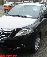 LANCIA Ypsilon 0.9 Twinair 85 CV 5 porte Metano Ecochic Gold - 4