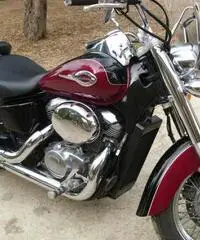 VENDO BELLISSIMA HONDA CUSTOM VT 750