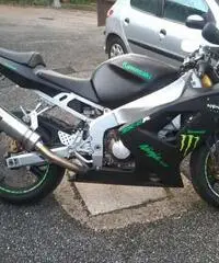 Kawasaki Ninja ZX 6 R 636 (2004)