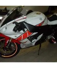 YAMAHA R1 2003 PARTICOLARISSIMA