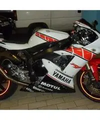 YAMAHA R1 2003 PARTICOLARISSIMA - 2