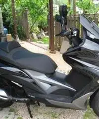 Kymco 400i