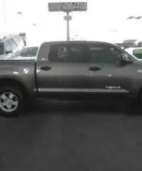 2007 Toyota Tundra SR5 CrewMax 2WD - FINANCING AVAILABLE - 2