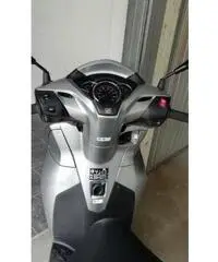 Privato vende HONDA SH300 ABS DEL 2017 - 3