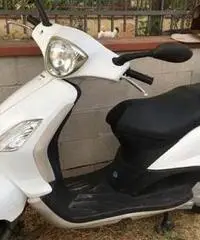 SCOOTER PIAGGIO FLY 150