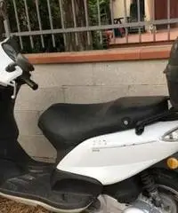 SCOOTER PIAGGIO FLY 150 - 2