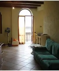 casa lago iseo  loc. riva di solto (BG) via principale centro storico - 2