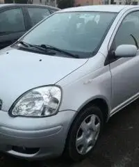 TOYOTA Yaris 1.0 benzina ok neopatentati