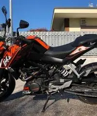 Ktm duke 125