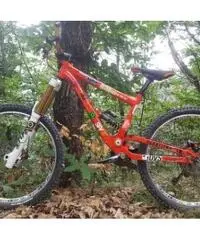 Commencal supreme