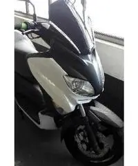 Yamaha X-Max 250 - 2011