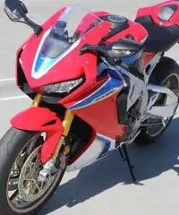 2017 Honda CBR1000RR SP2 - 4