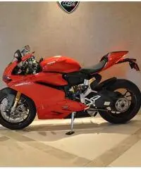 2017 Ducati SUPERBIKE 1299 PANIGALE S - 2