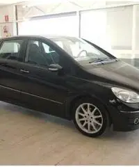 MERCEDES-BENZ B 200 CDI Sport - 2