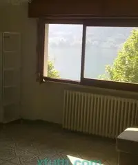 Affittasi appartamento con bellissima vista lago - 4