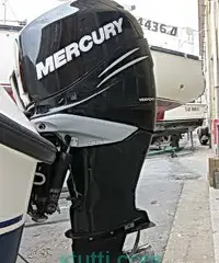 Boston Whaler Conquest 305 motori Verado due per 300 cv - 3