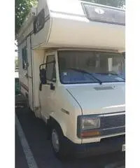 Camper mansardato Pilote piccolo