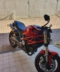 Ducati monster 696 2009 - 2