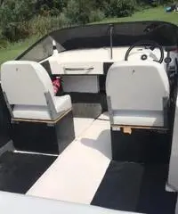 Motoscafo con motore - 4
