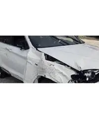 Acquistiamo auto incidentate 3388511408 whatsapp autosinistrate.com