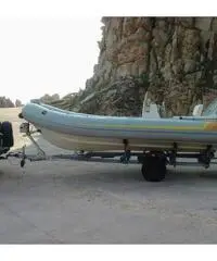 Gommone DELPHIN 575 motore e carrello - 3