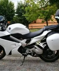 Moto VFR 800 - 4