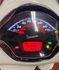 Piaggio Vespa 300 GTS - 2018 - 5