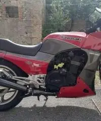 Kawasaki gpz 900r (zx900a1)