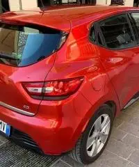 RENAULT Clio 1.5 dCi 8V 90CV CAMBIO AUTOMATICO - 4