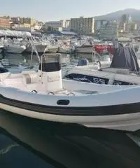 Gommone predator 570 con motore mercury efi 40 pro - 4