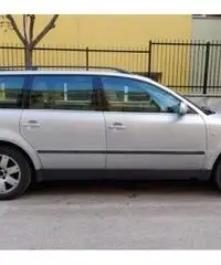 VOLKSWAGEN Passat 5ª serie - 2001 - 3